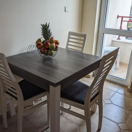 White Sands Beachfront Getaway In Aurelia - Sea View & Direct Access Burgas